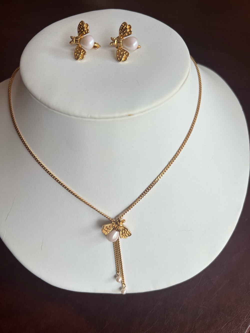 Gold Bee Pearl Necklace & Clip Earrings Set